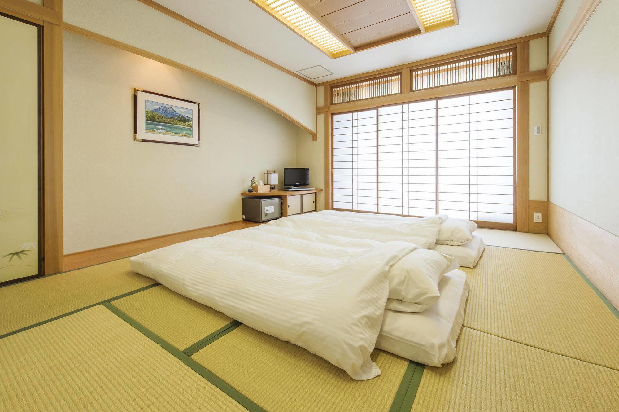 Hotel Takachiho Dış mekan fotoğraf